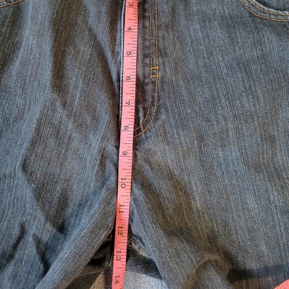 grey dark wash y2k rocawear shorts - Picture 5 of 5
